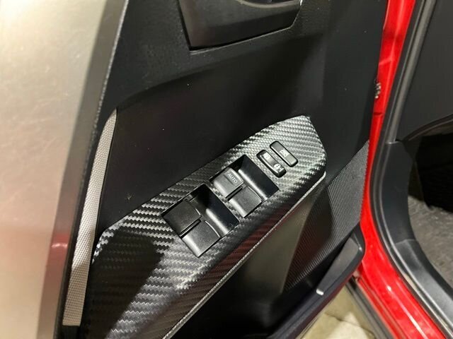 
								2013 Toyota RAV4 LE full									