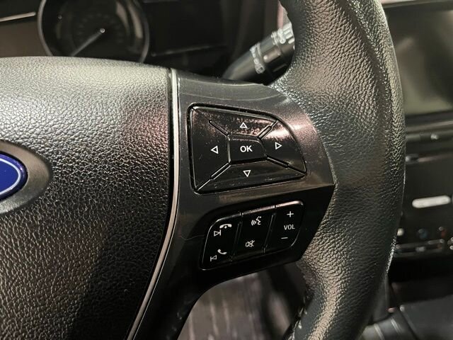 
								2019 Ford Explorer Limited w/ Apple Car Play and Navigation full									