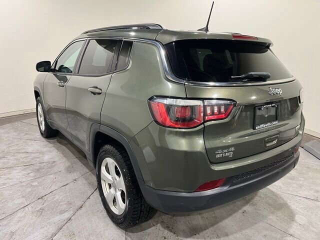 
								2019 Jeep Compass Latitude full									