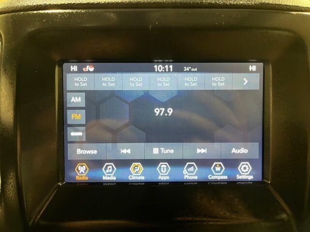 
								2018 Jeep Compass Latitude full									