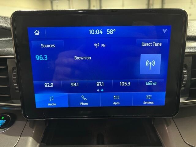 
								2021 Ford Explorer XLT w/ Apple Car Play full									