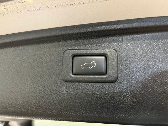 
								2017 Subaru Outback 2.5i Limited w/ Navigation full									