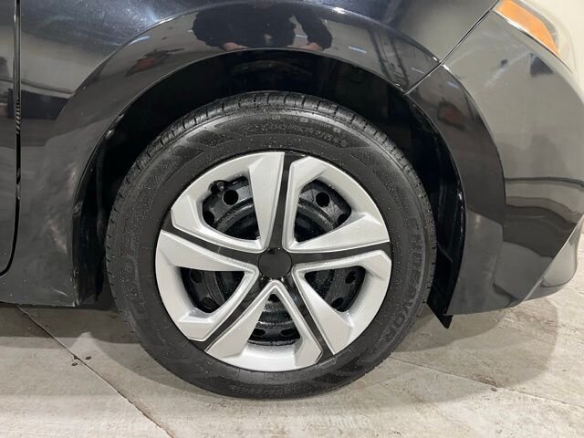 
								2016 Toyota Corolla LE full									