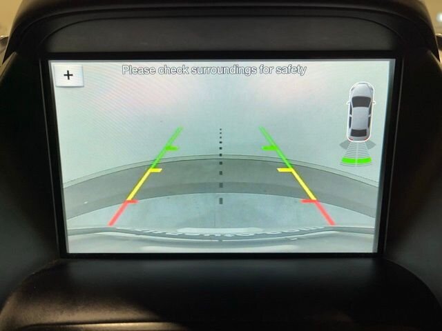 
								2019 Ford Escape SEL w/ Apple Car Play full									