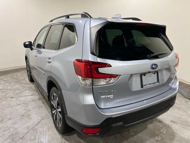 
								2020 Subaru Forester Limited w/ Apple Car Play and Navigation full									