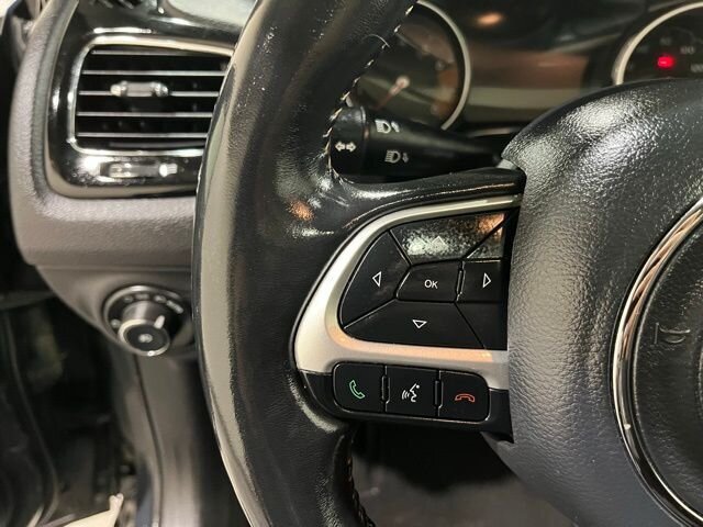 
								2018 Jeep Compass Limited w/ Navigation full									