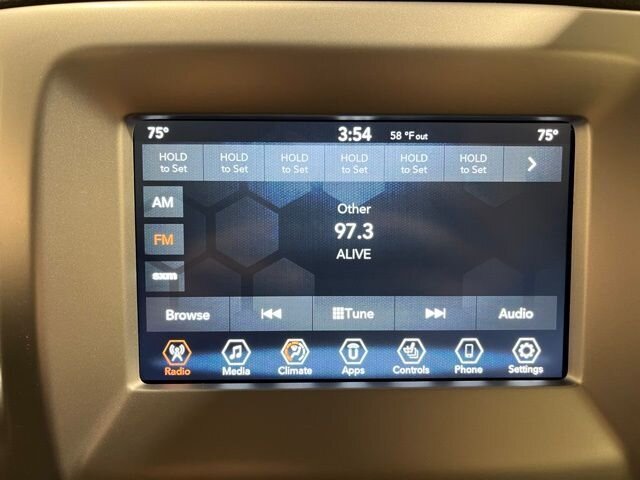 
								2019 Jeep Compass Sport w/ Apple Car Play full									