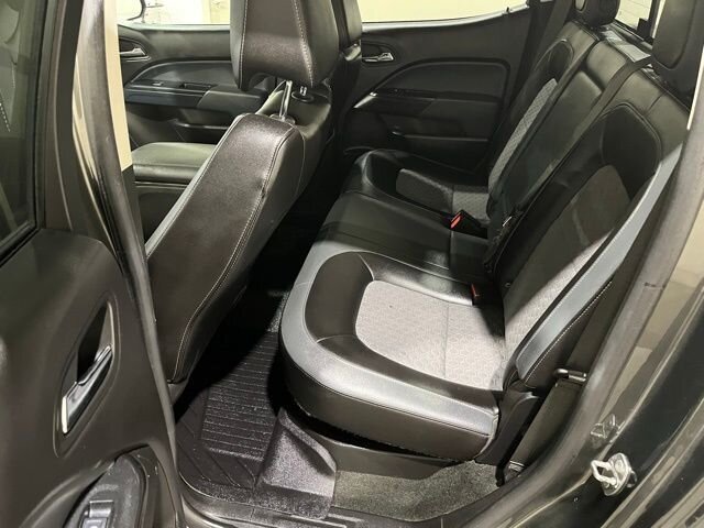 
								2018 Chevrolet Colorado Z71 full									