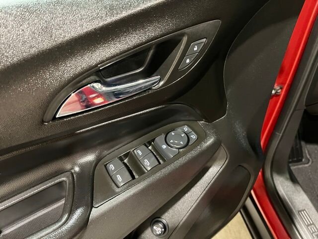 
								2022 Chevrolet Equinox LT w/ Apple Car Play and Navigation full									