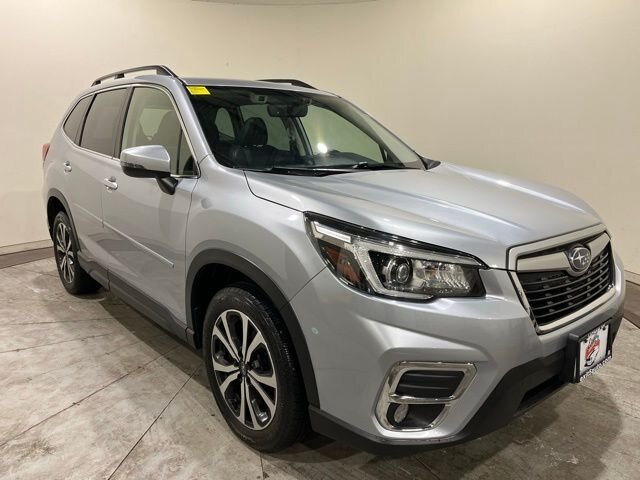 
								2020 Subaru Forester Limited w/ Apple Car Play and Navigation full									