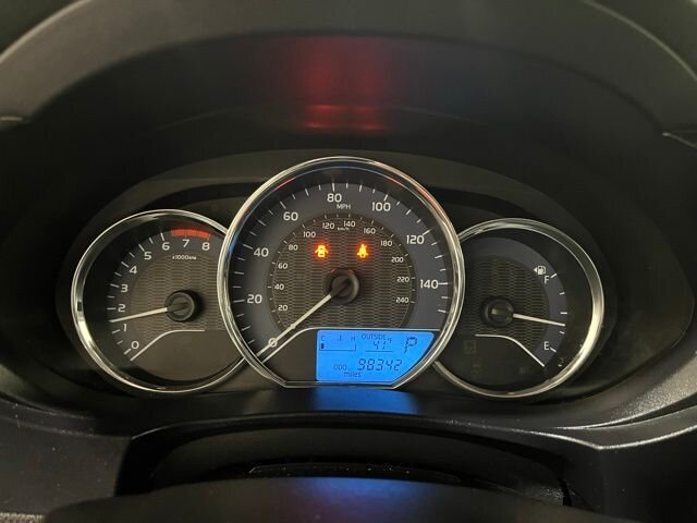 
								2016 Toyota Corolla LE full									