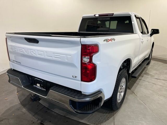 
								2019 Chevrolet Silverado 1500 LT w/ Apple Car Play full									