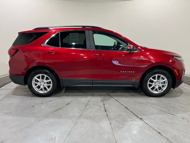 
								2022 Chevrolet Equinox LT w/ Apple Car Play and Navigation full									