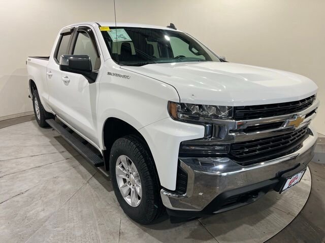 
								2019 Chevrolet Silverado 1500 LT w/ Apple Car Play full									
