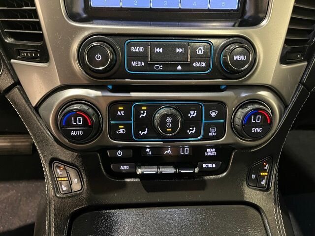 
								2018 Chevrolet Suburban Premier w/ Navigation full									