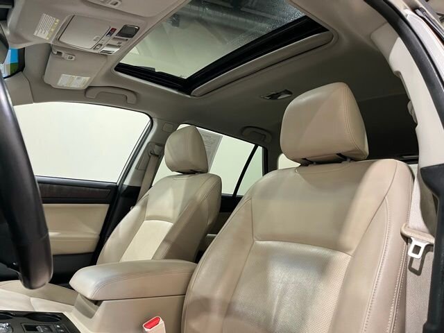 
								2017 Subaru Outback 2.5i Limited w/ Navigation full									