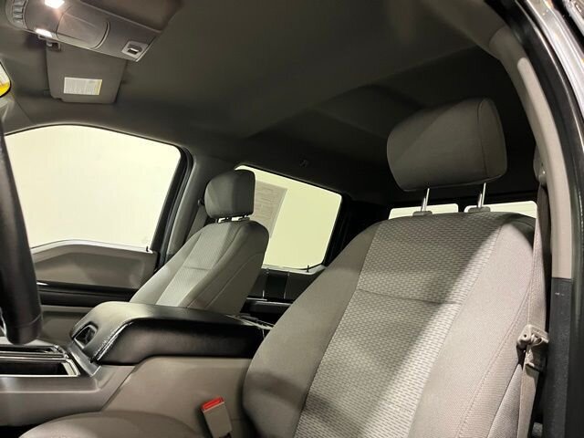 
								2020 Ford F-150 XLT w/ Apple Car Play and Navigation full									