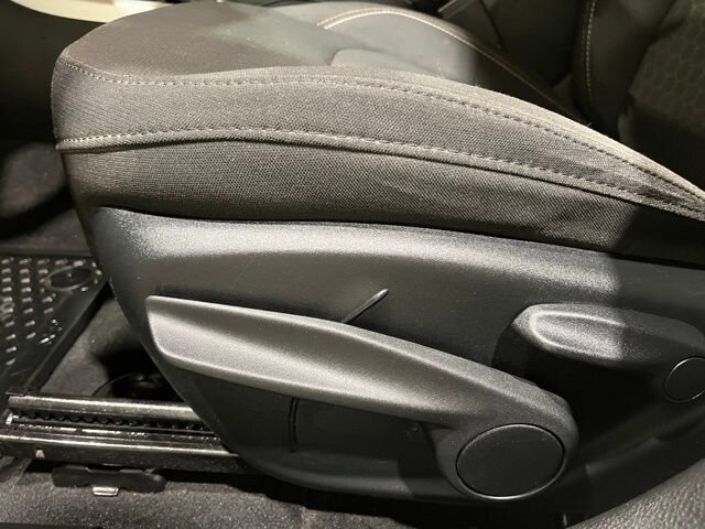 
								2019 Jeep Compass Sport w/ Apple Car Play full									