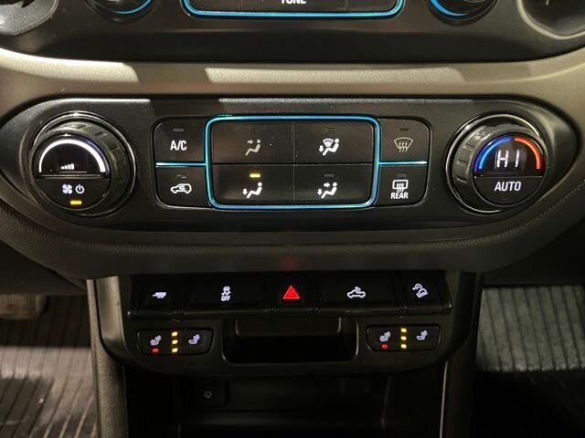 
								2018 Chevrolet Colorado Z71 full									