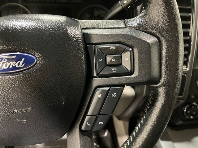 
								2020 Ford F-150 XLT w/ Apple Car Play and Navigation full									