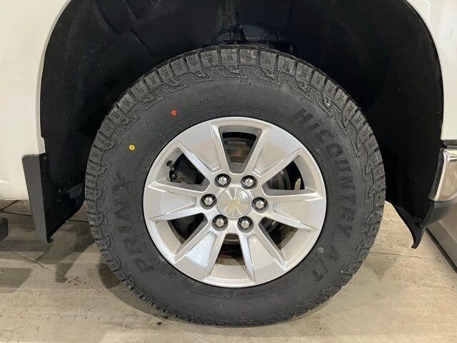 
								2019 Chevrolet Silverado 1500 LT w/ Apple Car Play full									