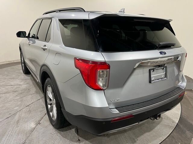 
								2020 Ford Explorer XLT w/ Apple Car Play full									