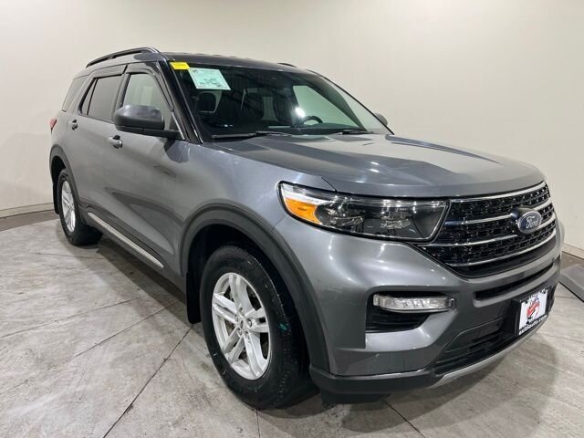 
								2021 Ford Explorer XLT w/ Apple Car Play full									