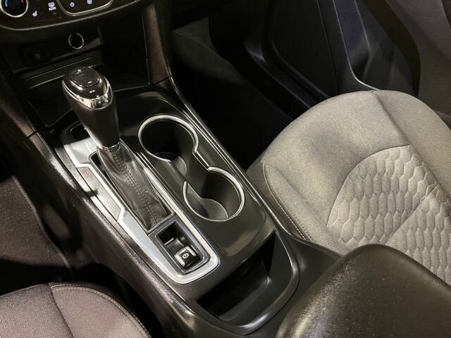 
								2018 Chevrolet Equinox LT w/ Apple Car Play full									