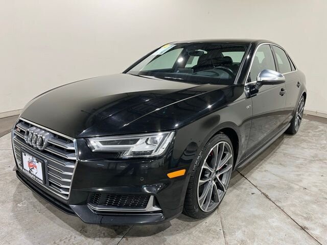 
								2018 Audi S4 3.0T Prestige quattro w/ Apple Car Play and Naviga full									