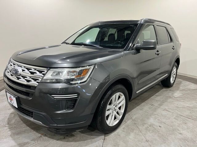 
								2018 Ford Explorer XLT full									