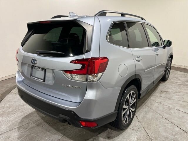 
								2020 Subaru Forester Limited w/ Apple Car Play and Navigation full									