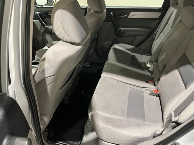 
								2011 Honda CR-V SE full									