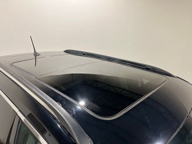 
								2018 Jeep Compass Limited w/ Navigation full									