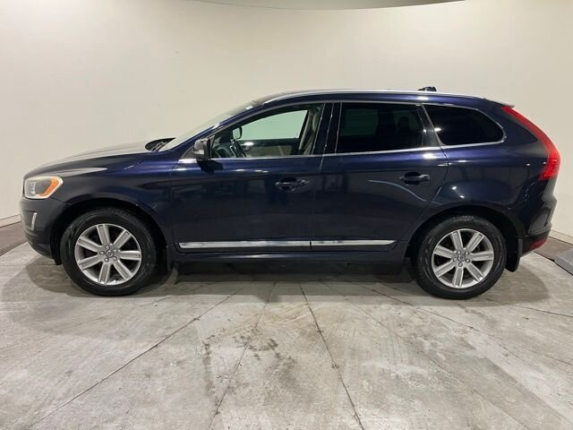 
								2017 Volvo XC60 T5 Inscription w/ Navigation full									