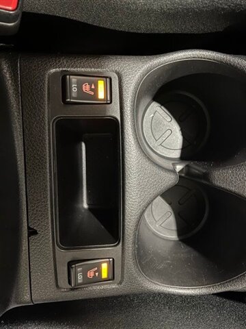 
								2018 Nissan Rogue SL w/ Apple Car Play and Navigation full									