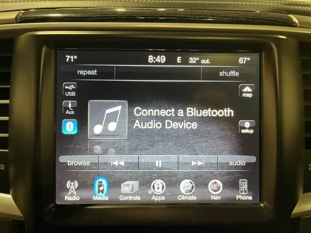 
								2017 RAM 1500 Limited w/ Navigation full									