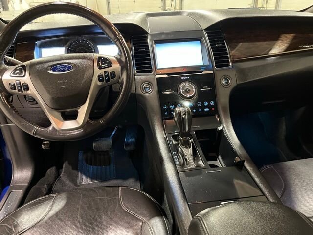 
								2015 Ford Taurus Limited w/ Navigation full									