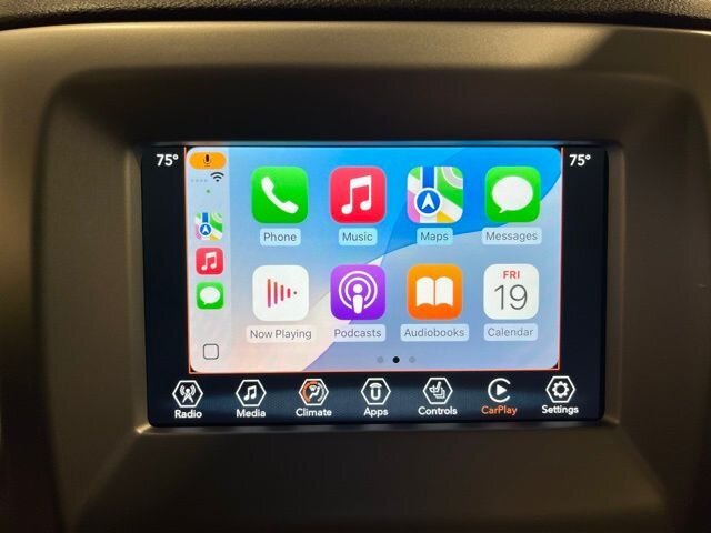 
								2019 Jeep Compass Sport w/ Apple Car Play full									