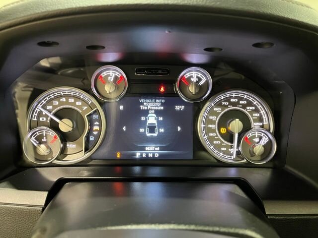 
								2017 RAM 1500 Limited w/ Navigation full									