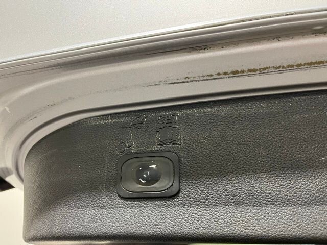 
								2019 Ford Escape SEL w/ Apple Car Play full									