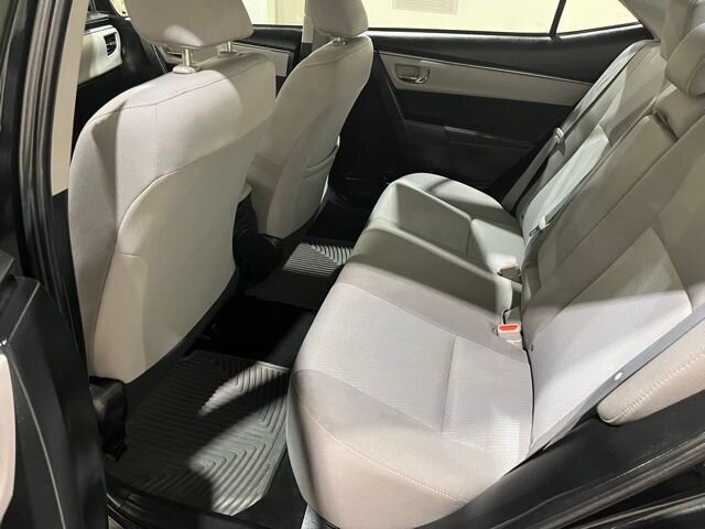 
								2016 Toyota Corolla LE full									