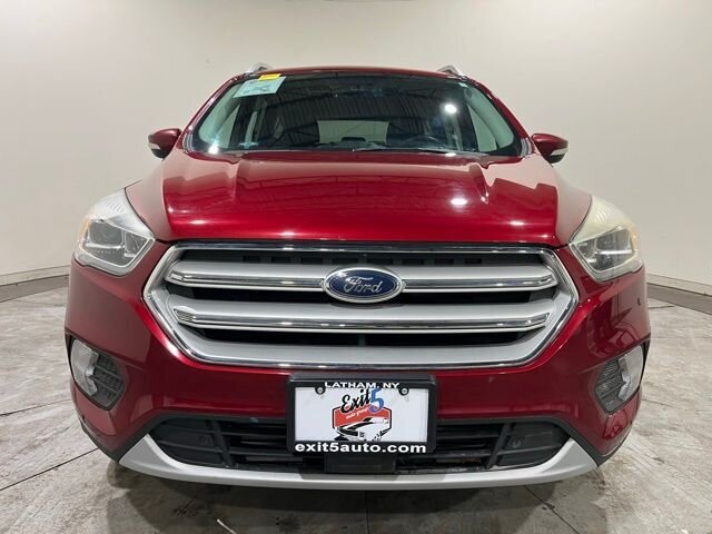 
								2018 Ford Escape Titanium w/ Apple Car Play and Navigation full									