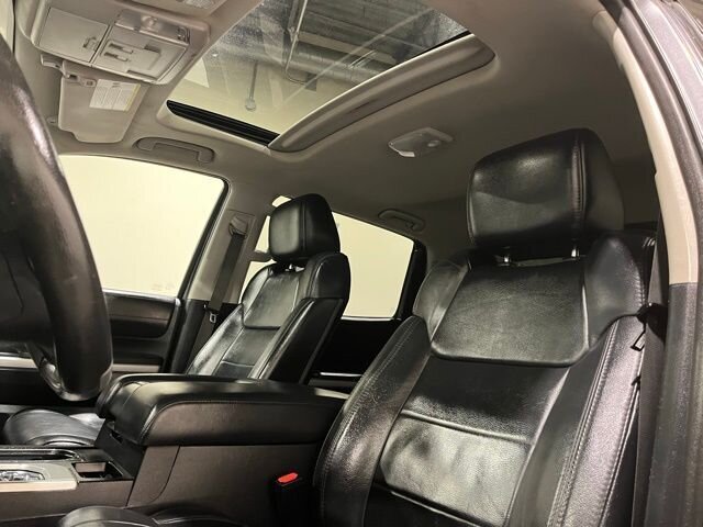 
								2014 Toyota Tundra Limited CrewMax full									